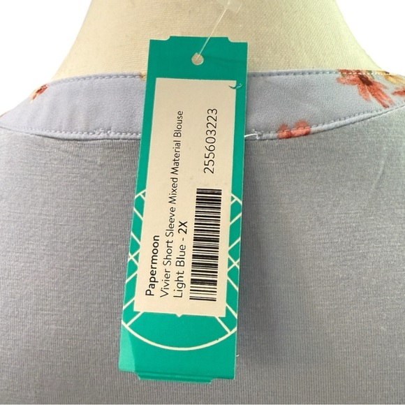 Papermoon Vivier Short Sleeve Blouse 2X Light Blue Floral Stitch Fix NWT - Picture 6 of 8